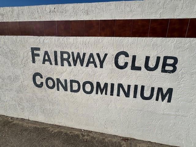 Building Photo - 3325 Bee Ridge Rd Unit 4A