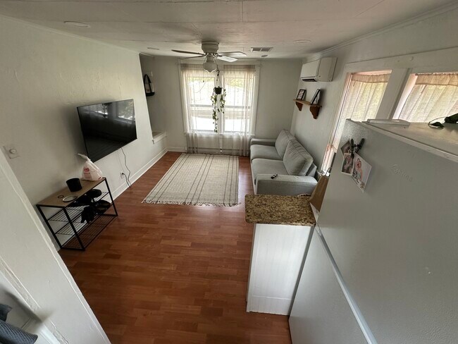 Photo - 730 24th Ave N Unit B