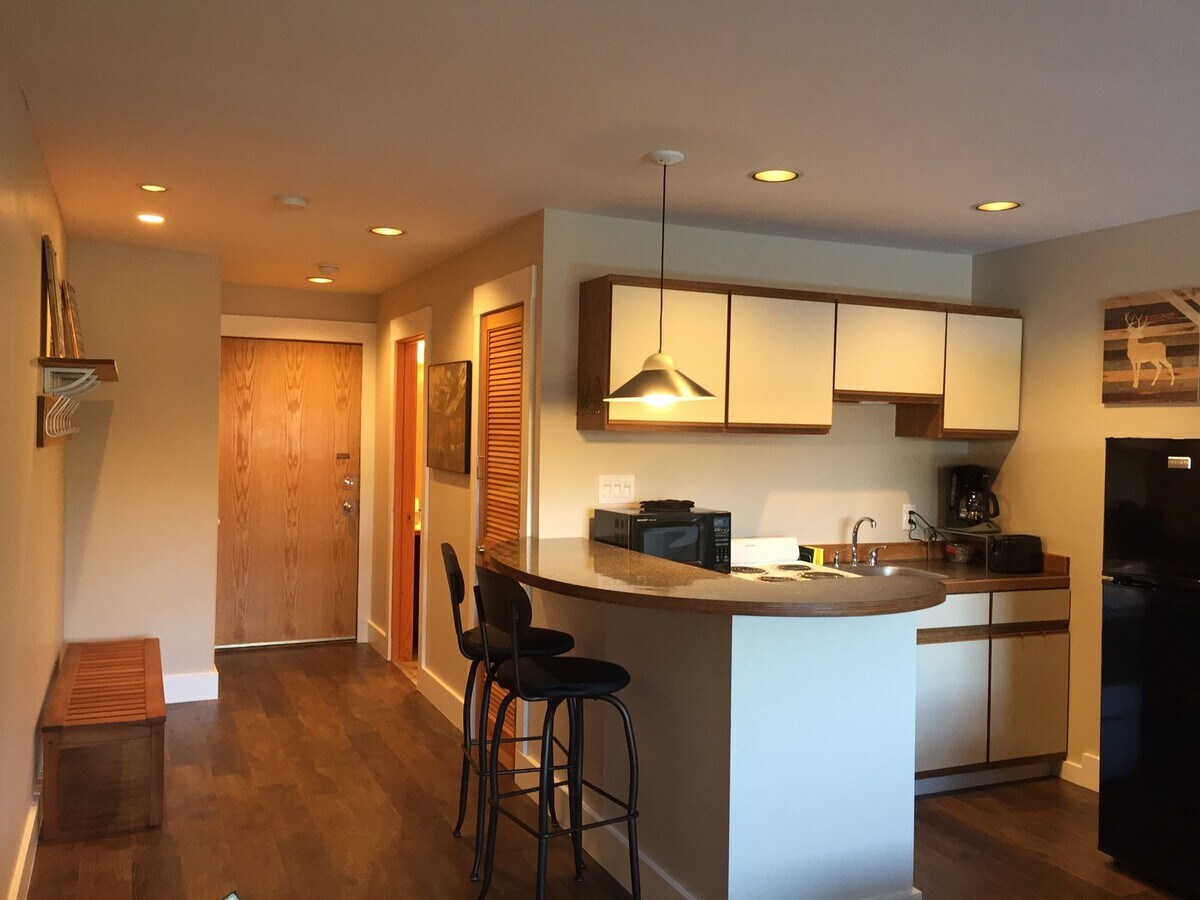 Photo - Cedar Lodge 220