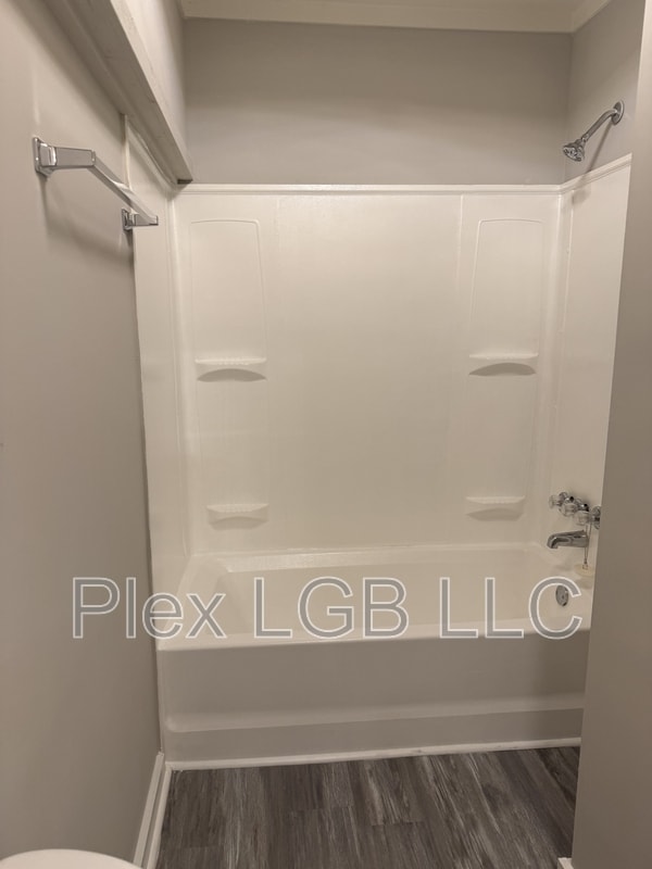 Photo - 322 Daniel St