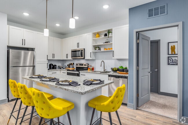 2BR, 2BA - 1,062SF - Kitchen