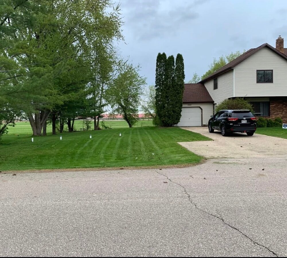 Photo - 3940 Finch Trl