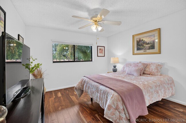 Photo - 15075 Witney Rd Unit 212
