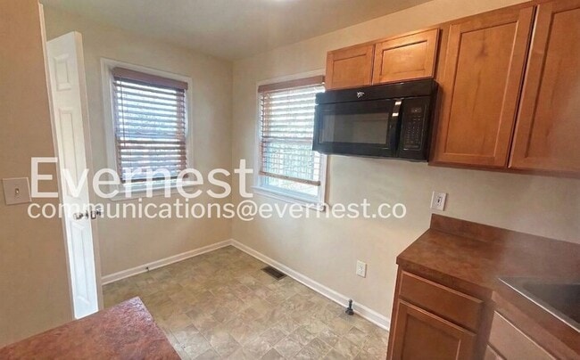 Photo - 16913 Lotus Dr