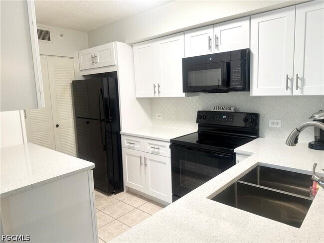 8940 Colonnades Ct E Unidad 725