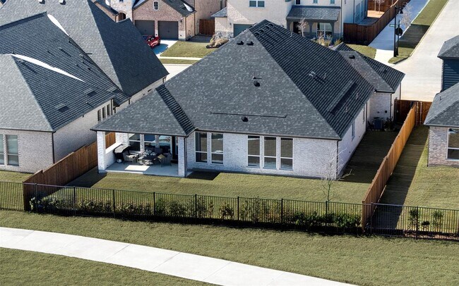 Photo - 3117 Maidenhair Ln
