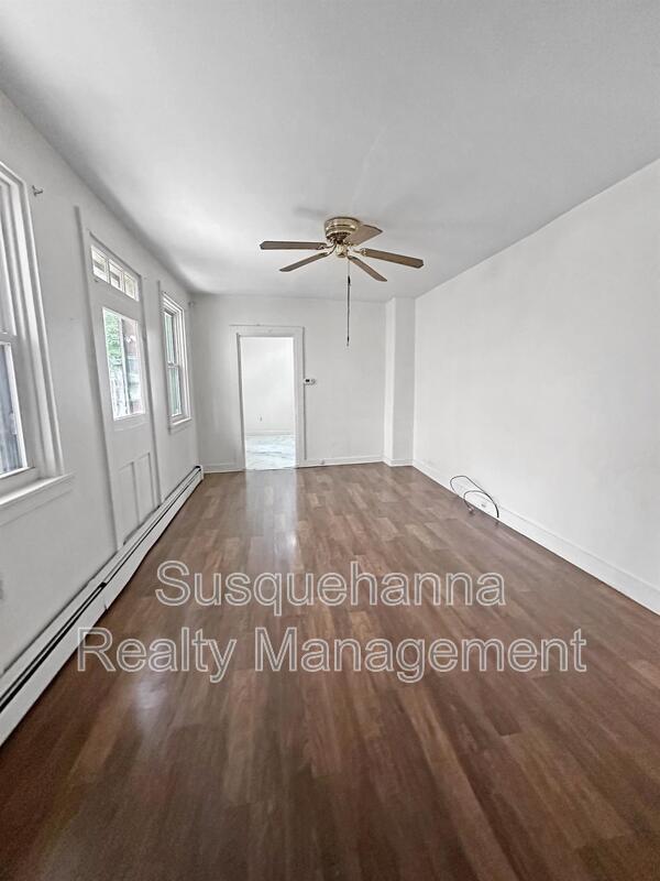 Photo - 438 W Orange St Unit #1