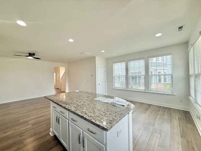 Photo - 1826 Grassy Falls Ln