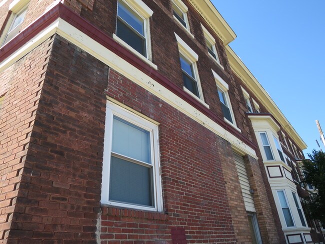 Photo - 2 Central St Unit 1