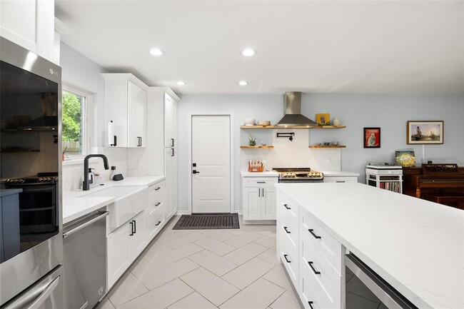 11307 Powder Mill Trail