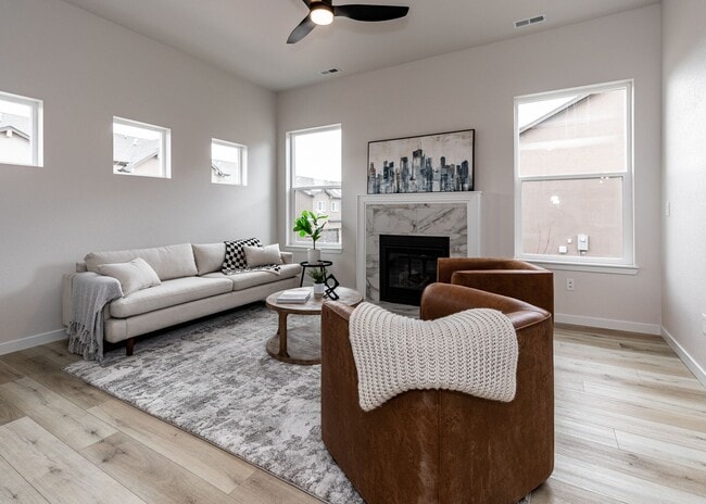 5762 Villa Lorenzo Dr