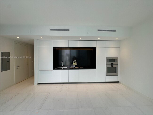 Photo - 300 Biscayne Blvd Way Condo Unit 3808