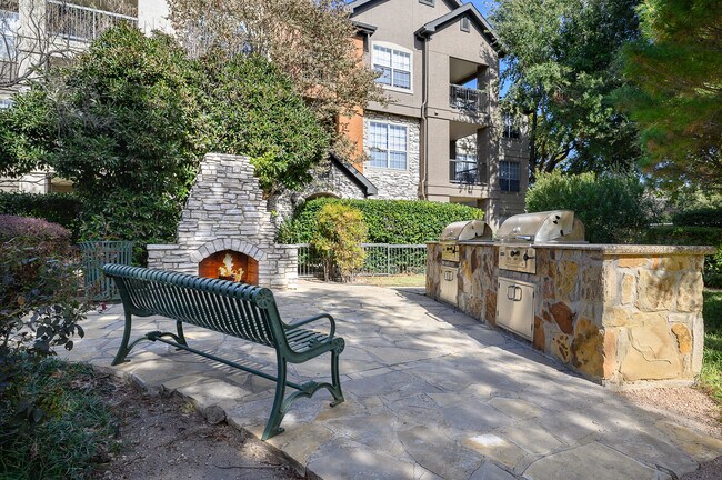 Lake Pointe Apts