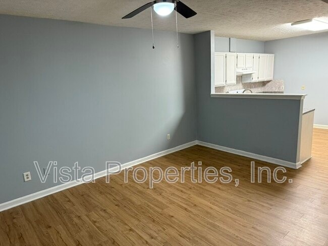 Photo - 1612 W Market St