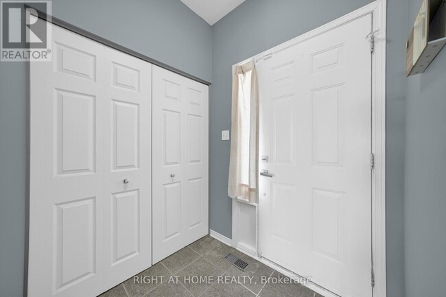 Photo - 175 Kincardine Dr