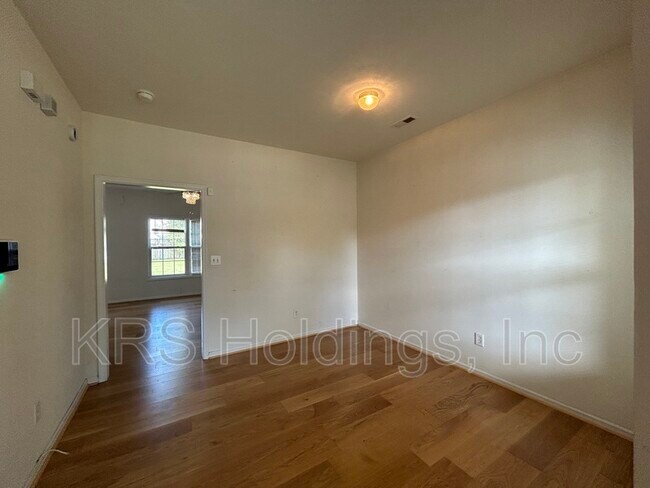 Photo - 1705 Schooner Strait Ct