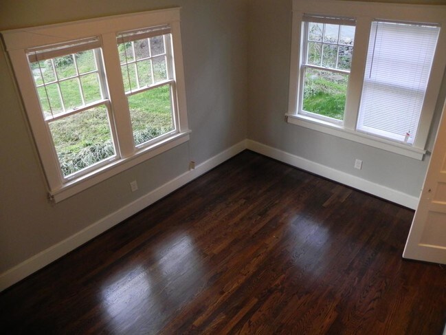 Back Bedroom 3 - 1509 17th Ave S Unit A