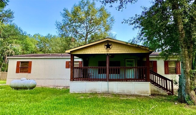 Building Photo - 914 County Rd 4882