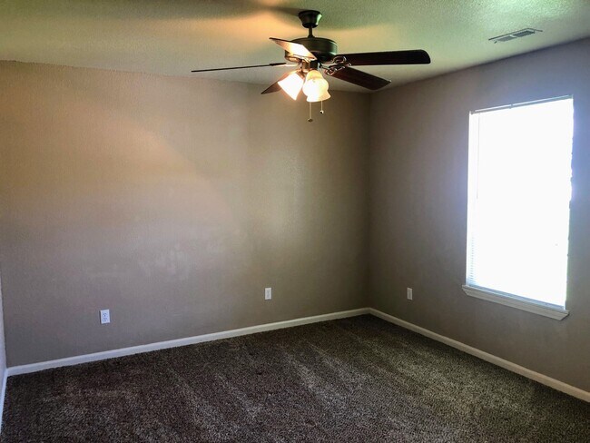 Photo - 20938 Homer Rd