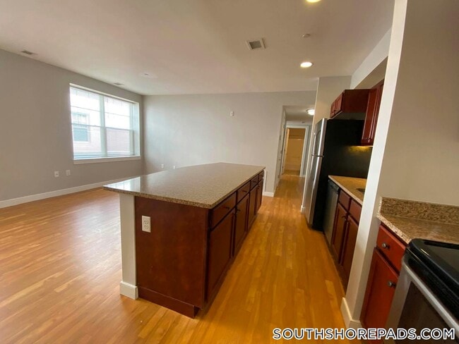 Photo - 20 Pond St Unit 206
