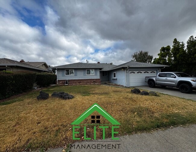 **Charming 3-Bedroom Home in Established S... - **Charming 3-Bedroom Home in Established S...