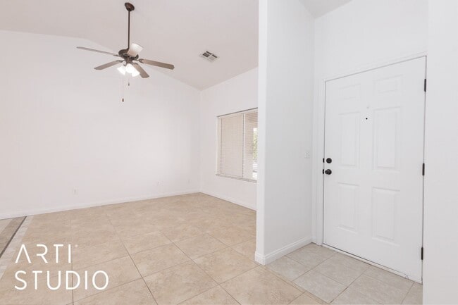 Photo - 3-bedroom 2-bathroom townhouse with a 1-ca...