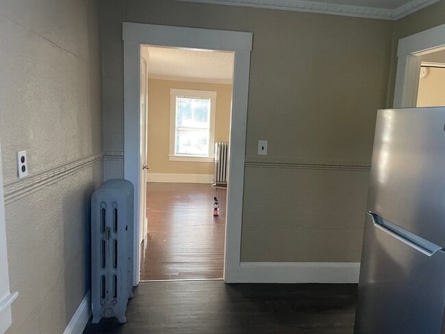 Photo - 39 Thorndike St Unit 4