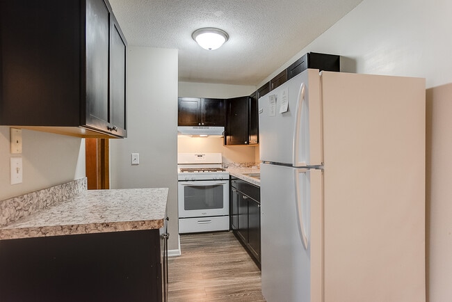 Photo - Eat Street Apartments