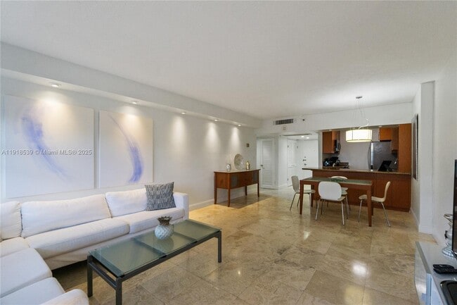 Photo - 100 Lincoln Rd Unit 302