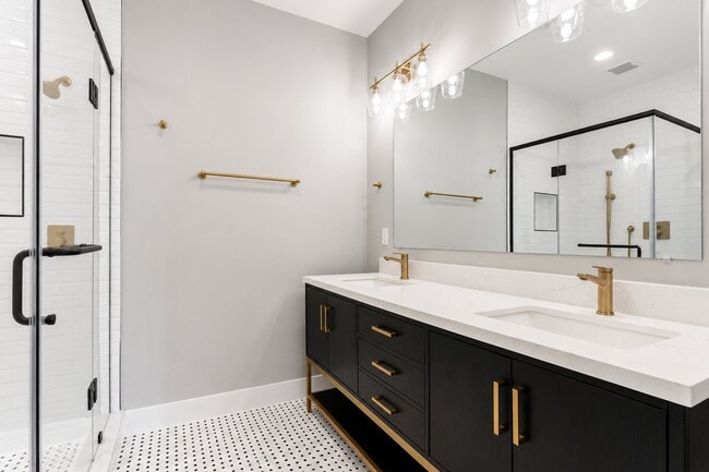 Photo - 1314 N Marston St Unit 1314 N Marston St