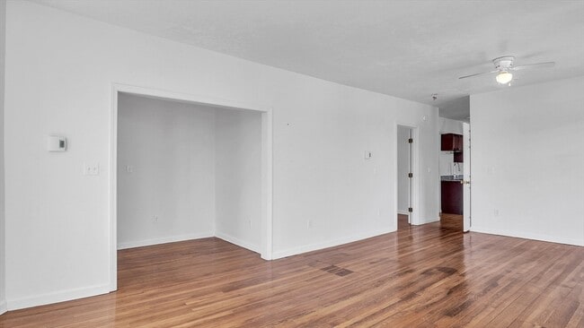 Photo - 1442 Main St Unit 1