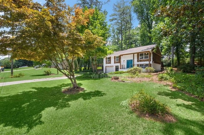 Building Photo - 2966 Fern Valley Dr SW