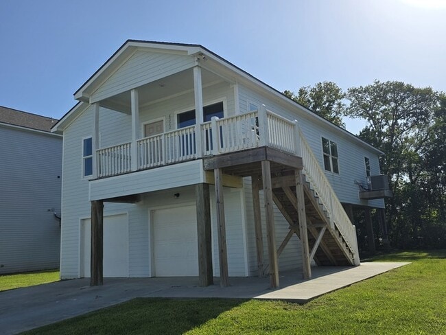 COMING SOON-PRE LEASING FOR MID SEPT OR OCT MOVE IN 4/2/2-Mardi Gras Floorplan