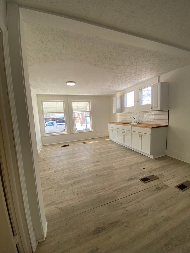 Photo - 1797-1713 13th St SW