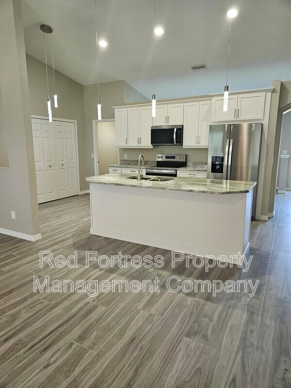 Photo - 410 SW 40th Terrace