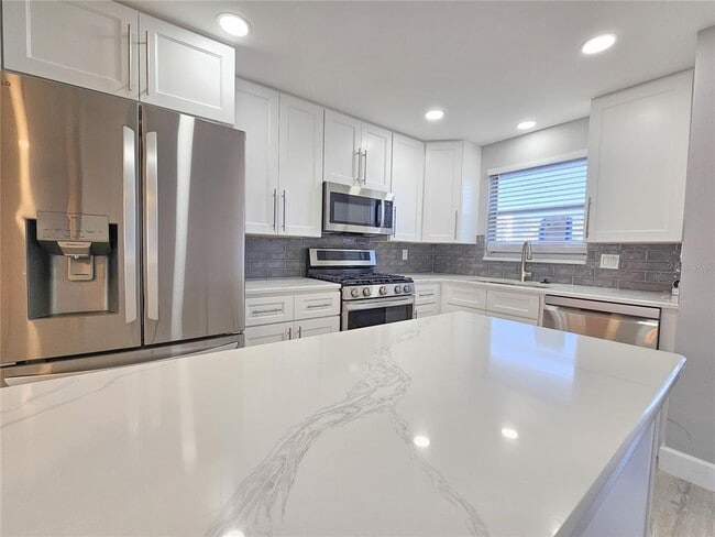 Photo - 5900 Shore Blvd S Unit 108