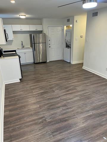 Photo - 2902 Douglas Ave Unit 105