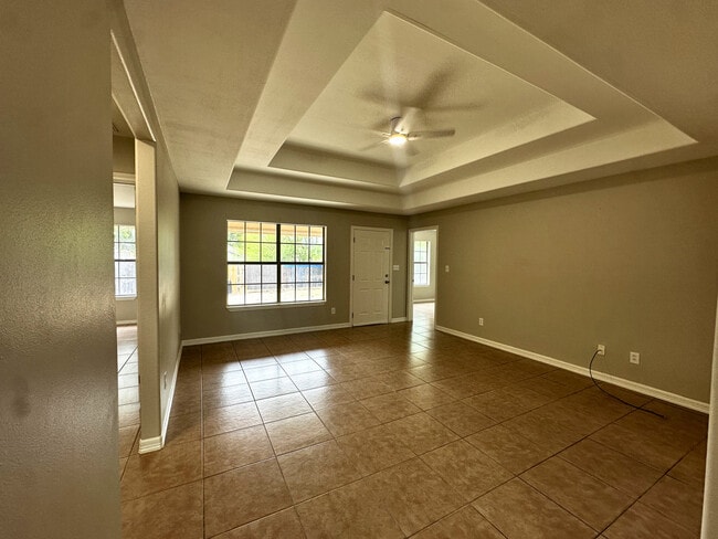 Photo - 1222 E 2nd St