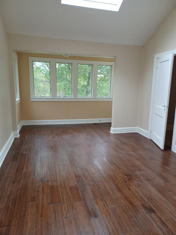 Building Photo - 129 Thiells Rd Rental