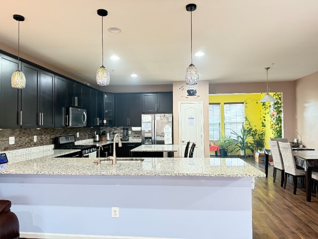 Photo - 7735 Dagny Wy