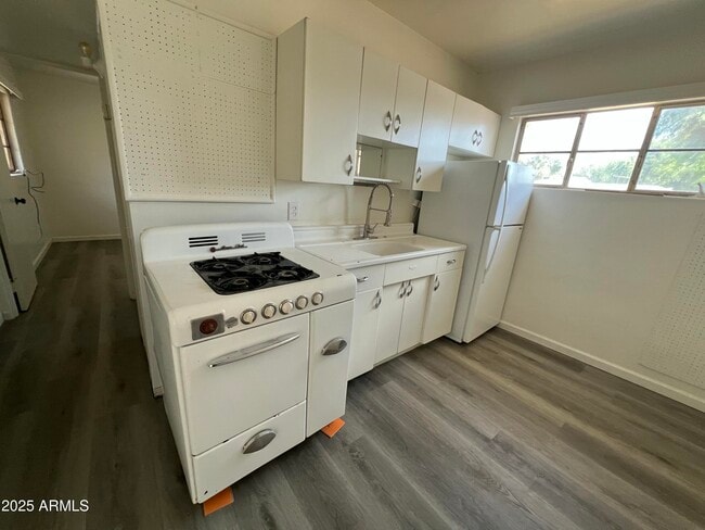 Photo - 1137 S Judd St