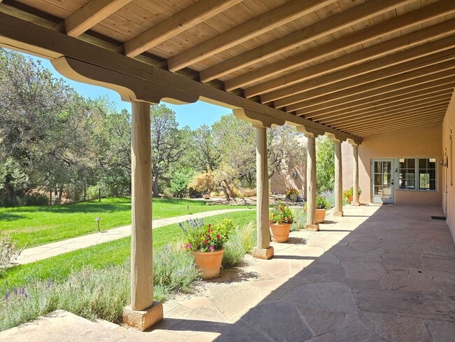 3876 Old Santa Fe Trail