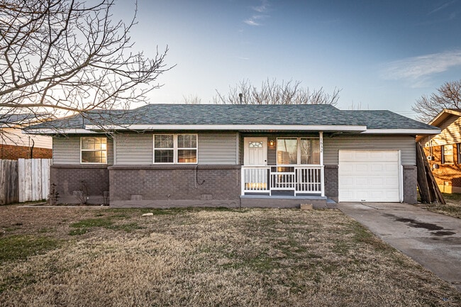 Building Photo - 1632 NW 48th St
