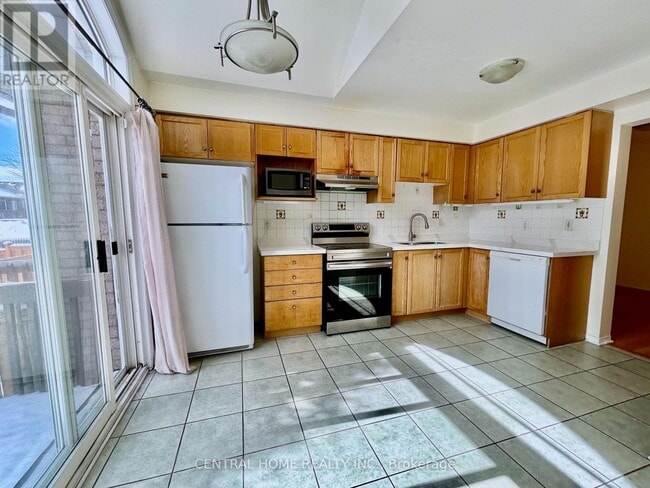 Photo - 53 Silver Stream Ave