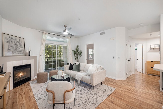 Building Photo - 8400 S Upham Way Unit F27