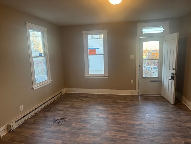 Sala de estar (1) - 704 Ridge St