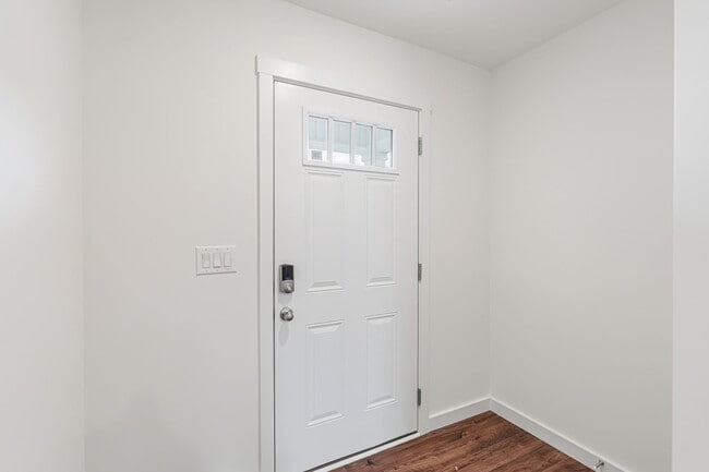 Photo - 6829 Prospect Hl Ln