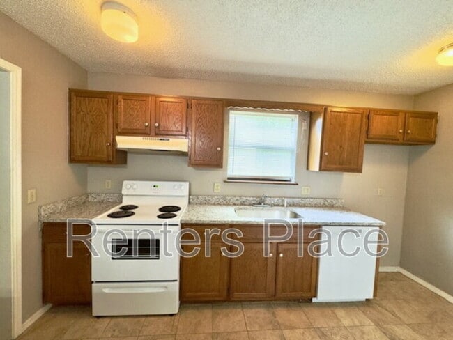 Photo - 4809 S Gum Ave