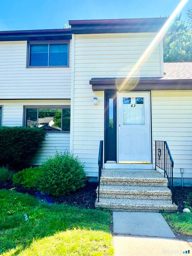 Building Photo - 6 Oak Forest Dr Unit 3