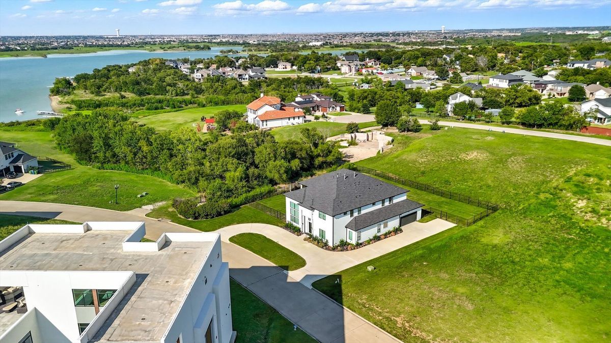 Photo - 7281 Waters Edge Dr